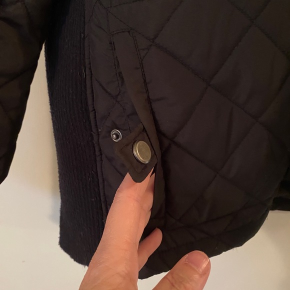 Black Quilted Stitch Winter Jacket - Picture 2 of 5